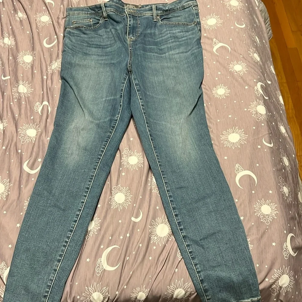 NWOT Torrid Midfit Skinny Jean Size 16T - Picture 1 of 2